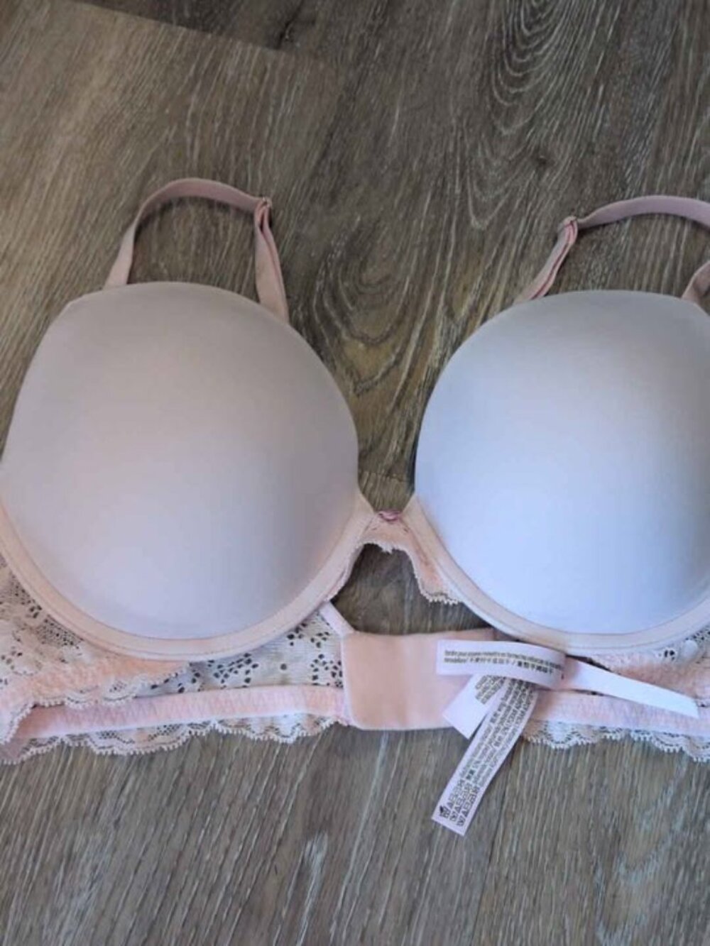 Victoria's Secret Dream Angels Push-Up Bra 36C